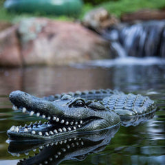 Photo of Aquascape Floating Alligator Decoy - Aquascape Canada